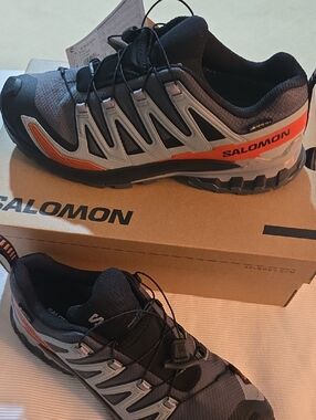 Salomon Men's Gray and Orange Trail Sneakers